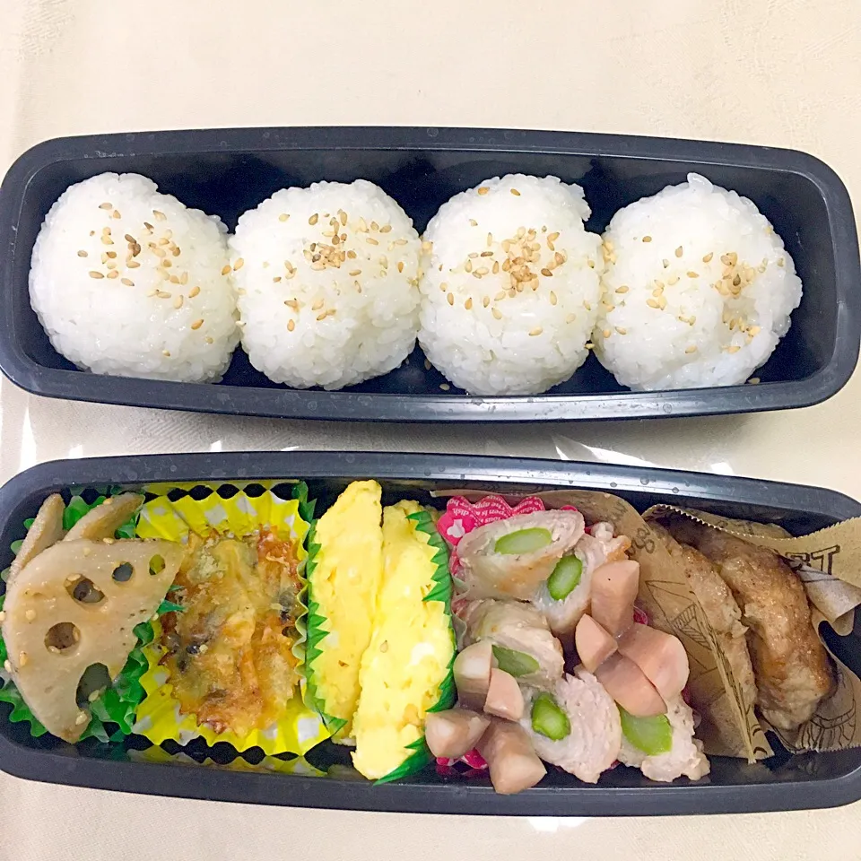 息子のお弁当 豆腐ハンバーグ アスパラ肉巻き ウィンナー  卵焼き ひじきのグラタン 蓮根の塩きんぴら|keitakumamaさん