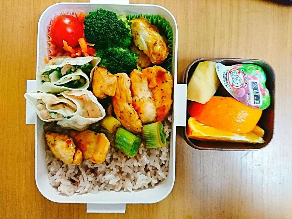 Snapdishの料理写真:17*2*8  息子弁当|hilocoさん