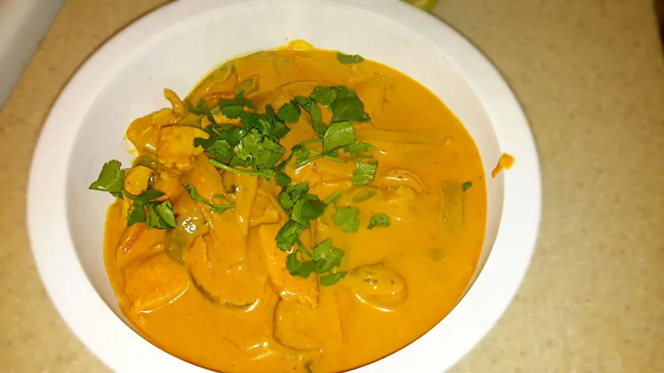 Thai chicken curry with matcha noodles|Summer Smithさん