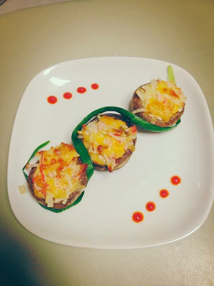 Baked Stuffed mushrooms|Ethan Leさん