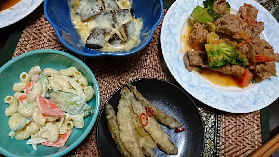 ワカサギの南蛮漬け&椎茸チーズ&マカロニサラダ&牛肉トマトブロッコリー炒め|まぐろさん