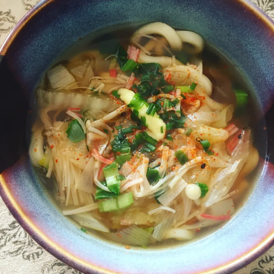 野菜たっぷりあったか生姜うどん|カウンター嬢さん