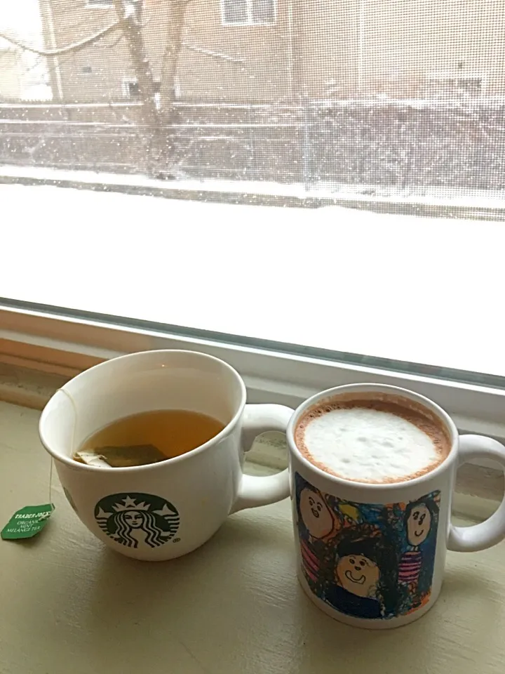 Mint tea & hot cocoa on snowy morning|🌺IAnneさん