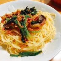 ほうれん草とベーコンと椎茸のパスタ|sayusayuさん