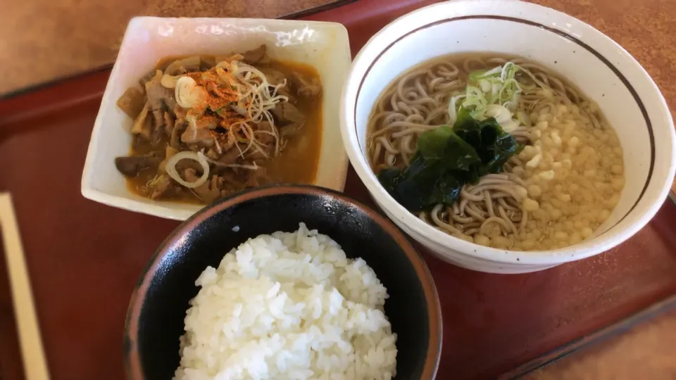 埼玉県ソールフード😋「山田うどんのパンチセット❣️」|アライさんさん