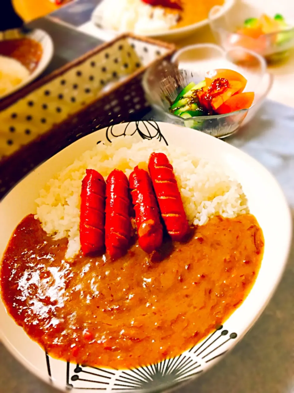 晩御飯(´ﾟ◞౪◟ﾟ｀)レトルトカレー_(-ω-`_)⌒)_|あいさん