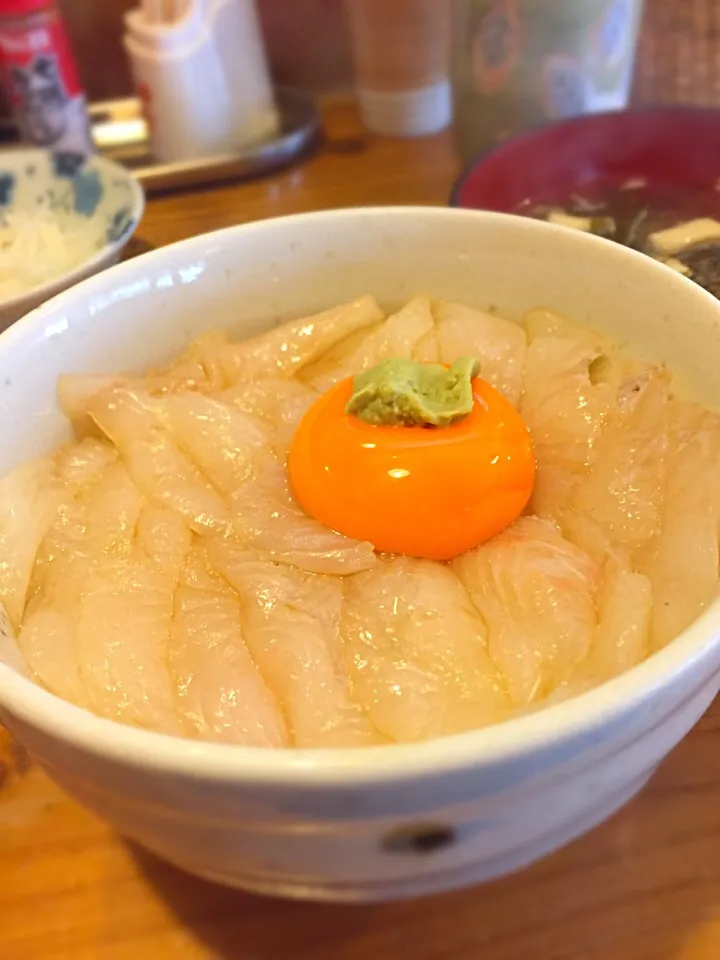 八戸 みなと食堂の平目の漬丼！！|akemi☆さん