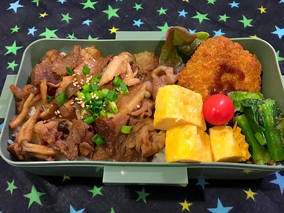 豚のっけ丼のお弁当。|Chiharuさん