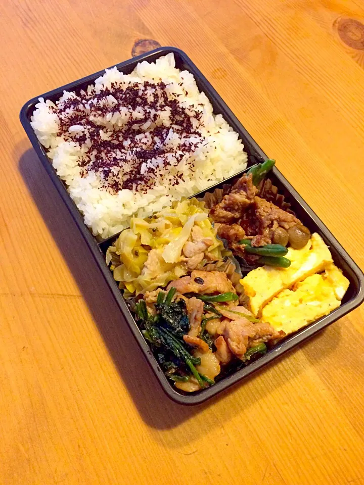 Snapdishの料理写真:豚バラとほうれん草の味噌マヨ弁当🍱|meyou..さん