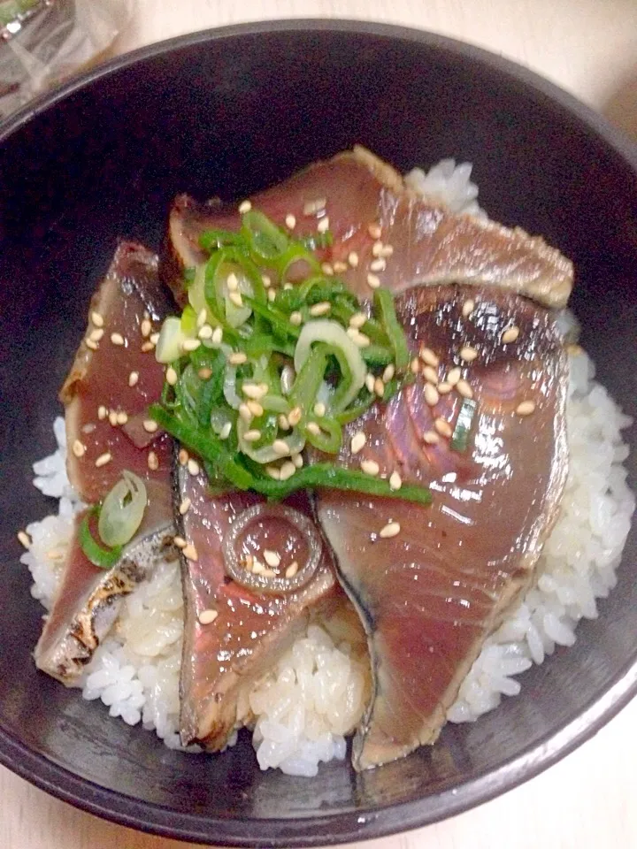 カツオのたたき丼|あやにん食堂さん