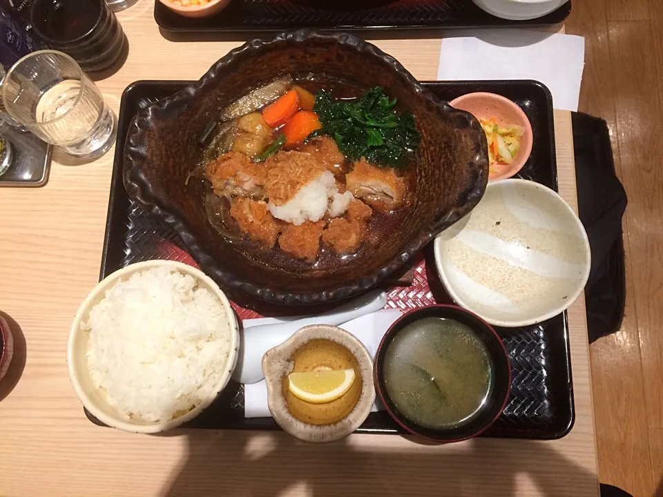 チキンかあさん煮定食|ばーさんさん