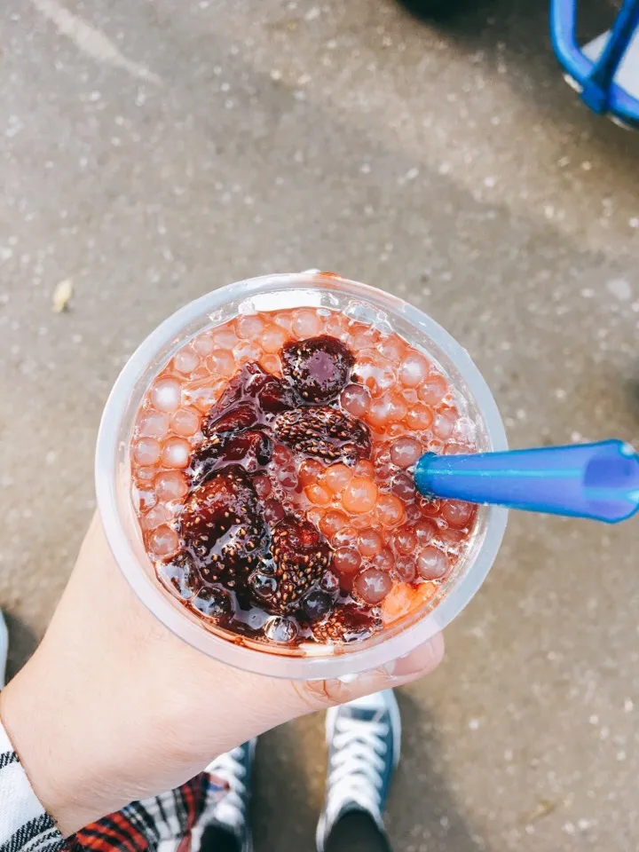 Snapdishの料理写真:Strawberry Taho💙|Lhalaine Joieさん