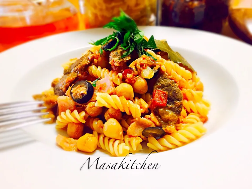 Tuna&chick pea tomato sauce pasta|Masakiさん