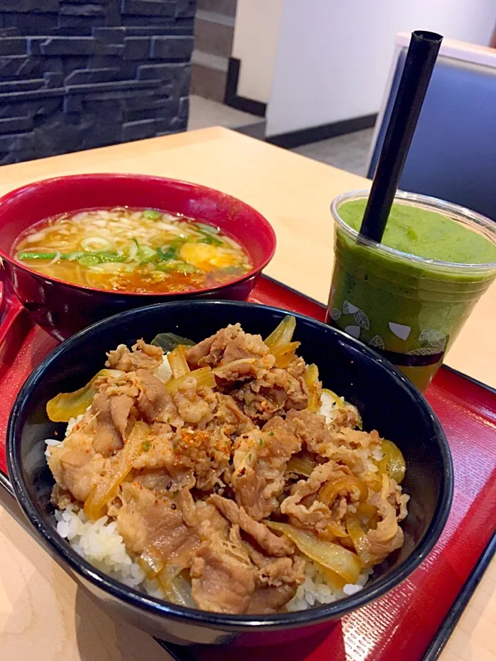 メキシコのすき家の牛丼|kennyさん