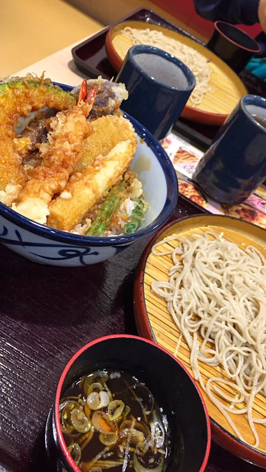 初てんや！ えび野菜天丼と小そばセット〜！|kanamumamaさん