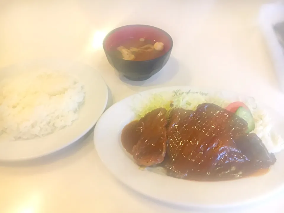 紀の国屋さんのステーキ定食|ちびさん