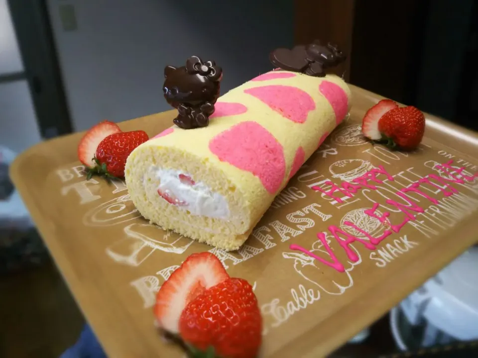 OH! HAPPY VALENTINE ROLL CAKE|左ぷろっぷさん