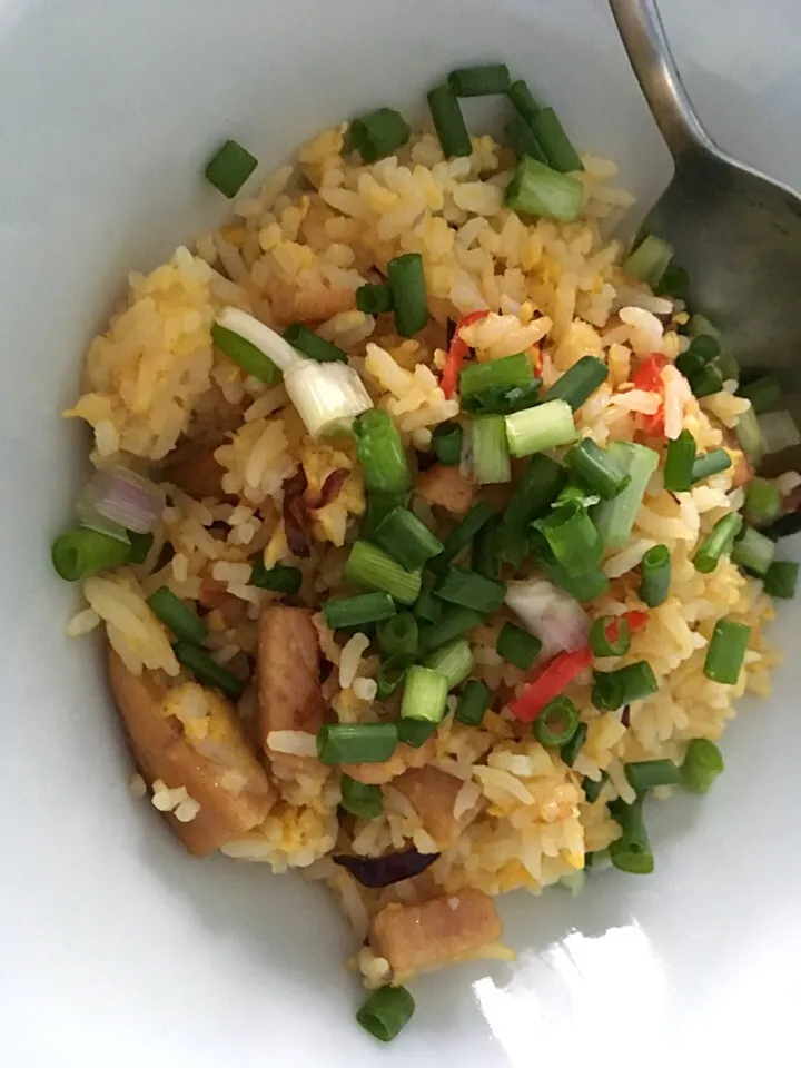 Fried rice with luncheon meat|Ong Sor Fernさん