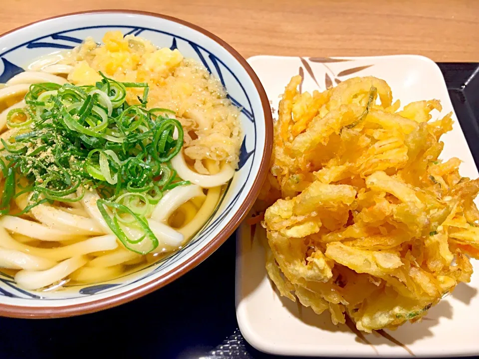 かけうどん（並）野菜かき揚げ|ゆうじ.さん