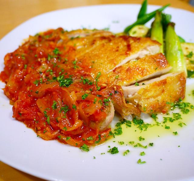 クセになる セロリと鶏もも肉で作る料理 レシピアイディア集 Snapdish スナップディッシュ