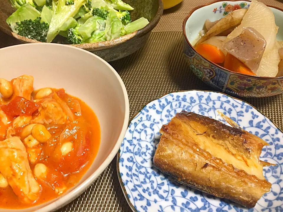 Snapdishの料理写真:チキンビーンズ・昆布鯖・煮物|Yuko Kisoさん