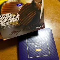 Snapdishの料理写真:ROYCE' 生チョコ&ポテチ|さえかさん