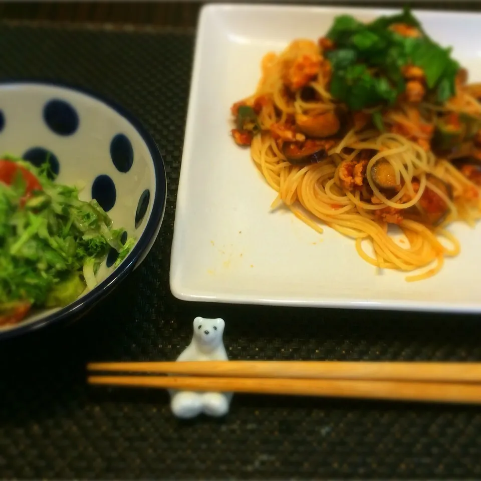 パスタとサラダ|さるとらさん