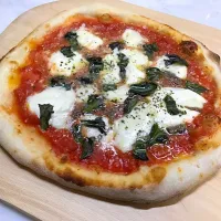 Snapdishの料理写真:Pizza Margherita|ダンナさん