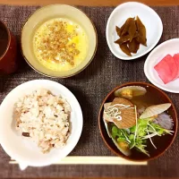 Snapdishの料理写真:稚貝の味噌汁ランチ|Rie  Sasakiさん