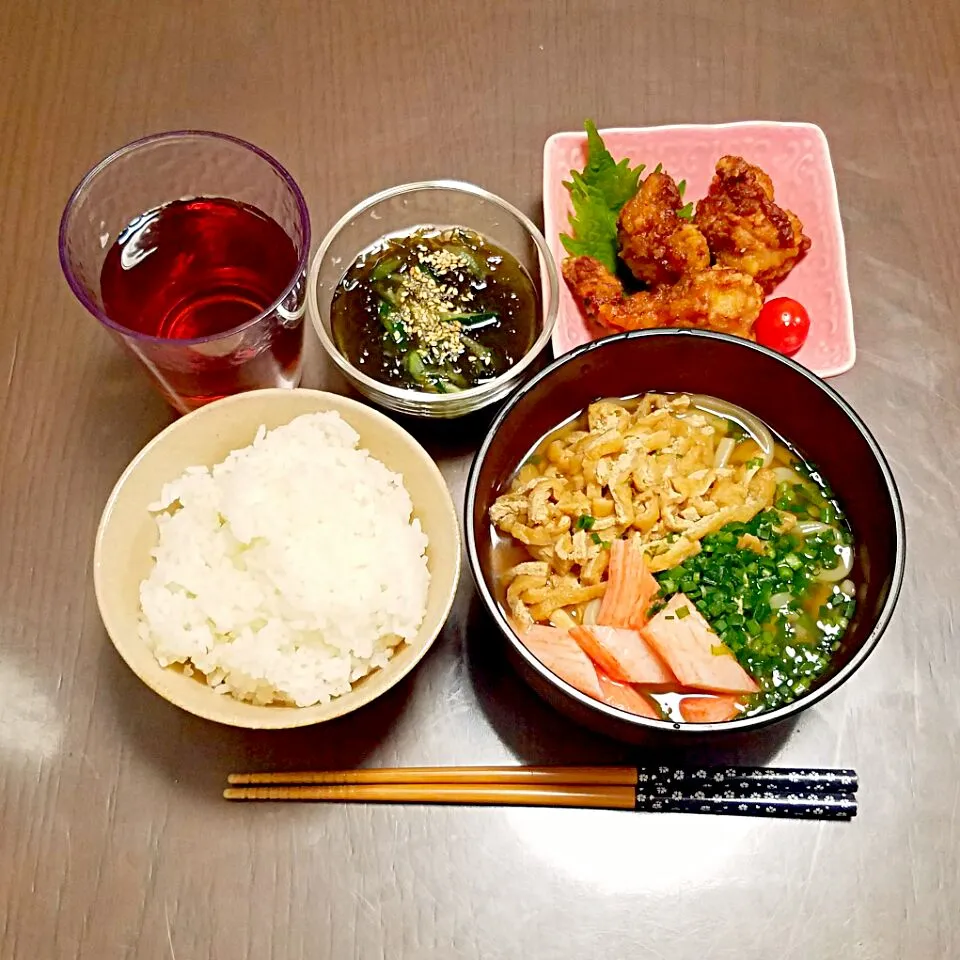 Snapdishの料理写真:きつねうどんの夜ご飯♡|Mami.Nさん