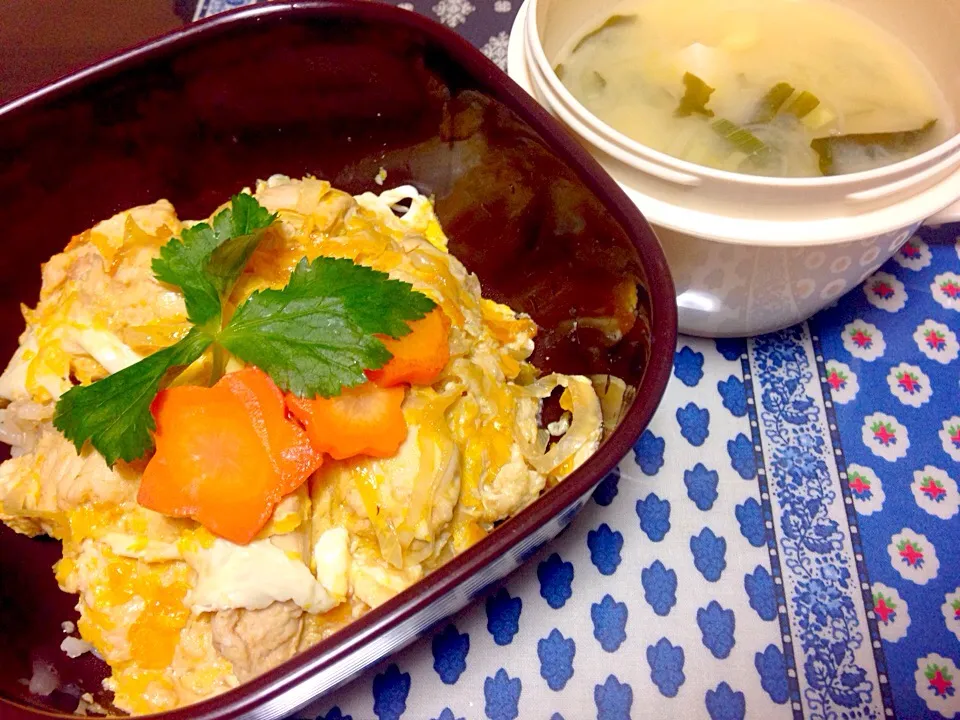 2/15
ささみの親子丼
豆腐とわかめの味噌汁|Manaさん