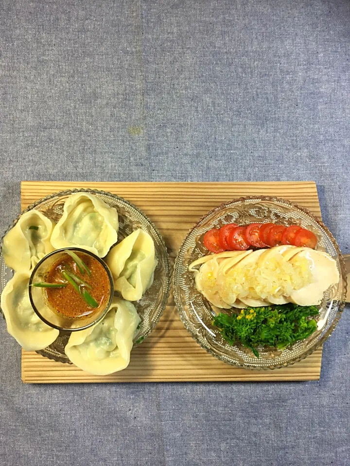 中華料理 手作り餃子の皮で作った水餃子 鶏ハム葱油|shokohanさん