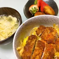 カツ丼〜|川口 百花さん