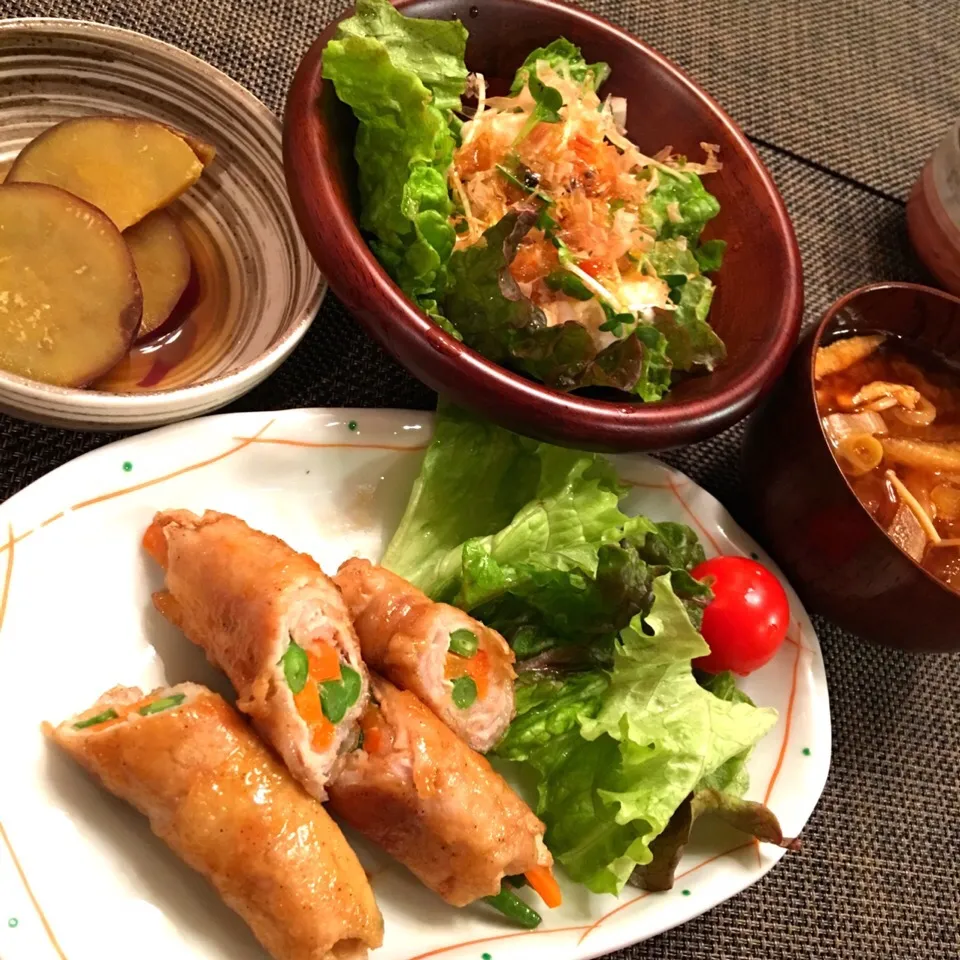 野菜の肉巻き
大根のお味噌汁
豆腐とカイワレのサラダ
さつまいもの甘煮🍠|あやみっきーさん