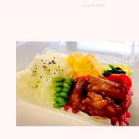 Snapdishの料理写真:鶏の照り焼き弁当|えりんぎさん