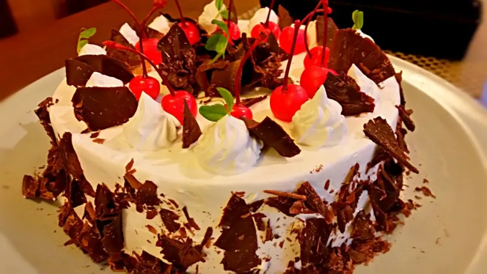 Selva Negra
Delicious chocolate cake with chantilly cream|jose Cobataさん