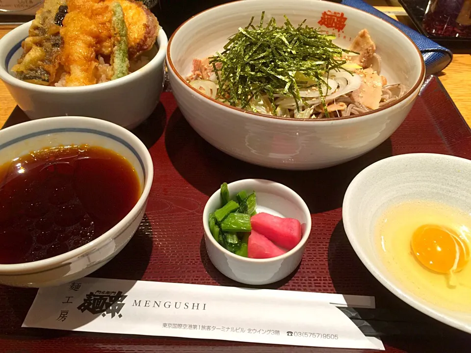 羽田空港麺工房麺串
肉そば|BOOさん