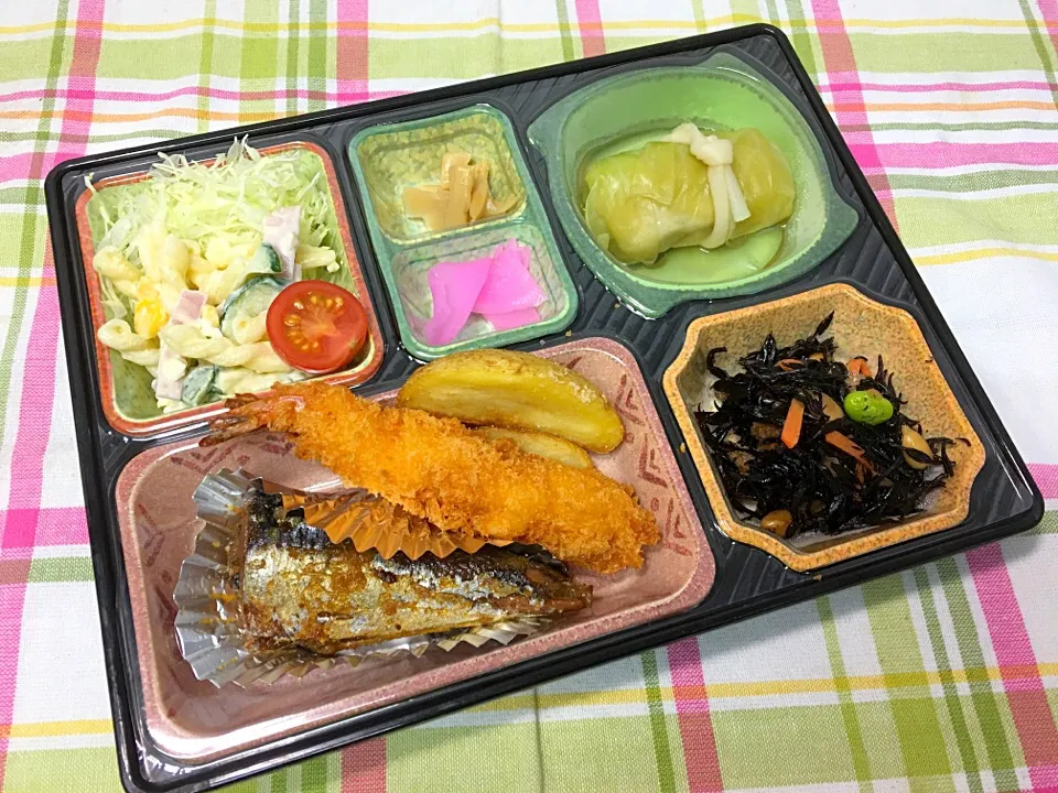 秋刀魚の生姜煮 日替わり弁当 豊川市宅配|Naokazu Kuritaさん