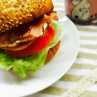 手作りバンズのBLTバーガー|*chisako*さん