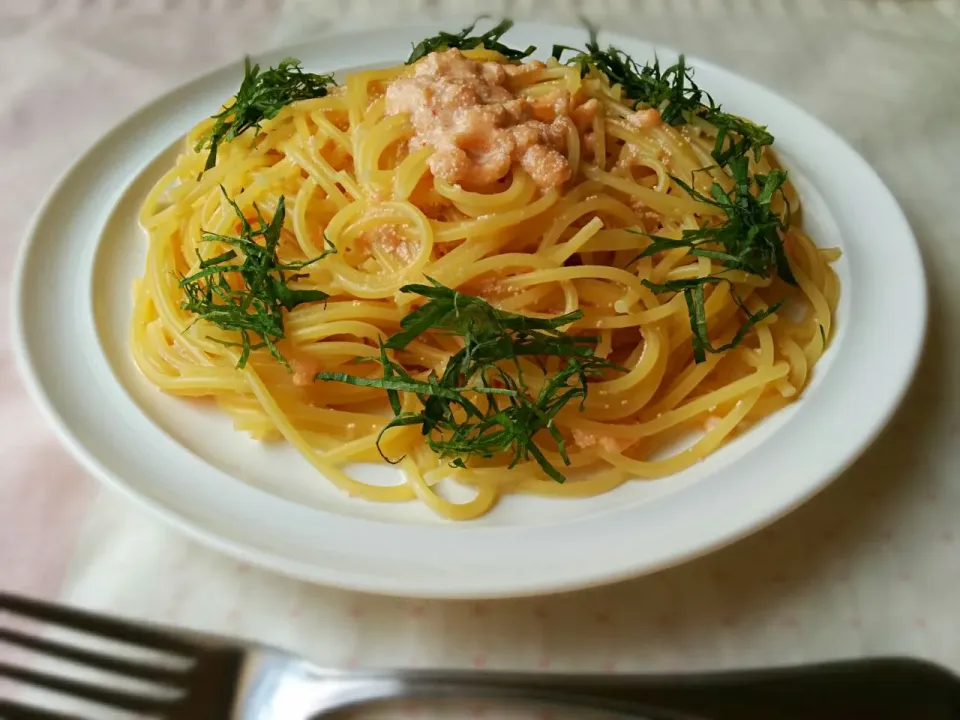 Tomoko Itoさんのお料理*
～オイルも生クリームも
　　　調味料もいらない
　　明太クリームパスタ💕～|ことり*さん