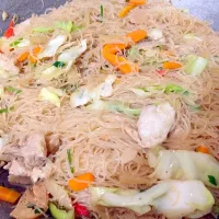 Snapdishの料理写真:Wow pancit!|jans floraさん