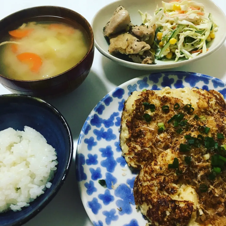 Snapdishの料理写真:長芋のふわふわ焼き定食！|ゆずさん