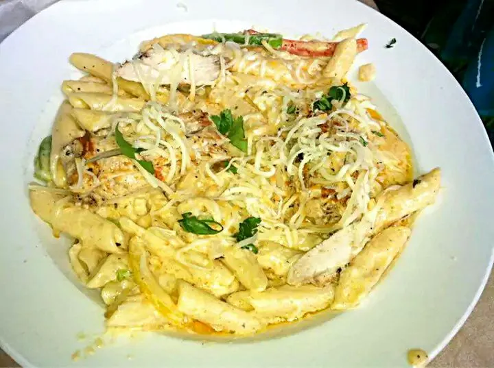 🍛🍛 ᄽὁȍ ̪ Capital City Grill in Baton LAőὀᄿ 🍛🍛
Chicken Alfredo #Chicken #Pasta #Lunch #Main dish #Lifestyle 🍛🍛|Alisha GodsglamGirl Matthewsさん