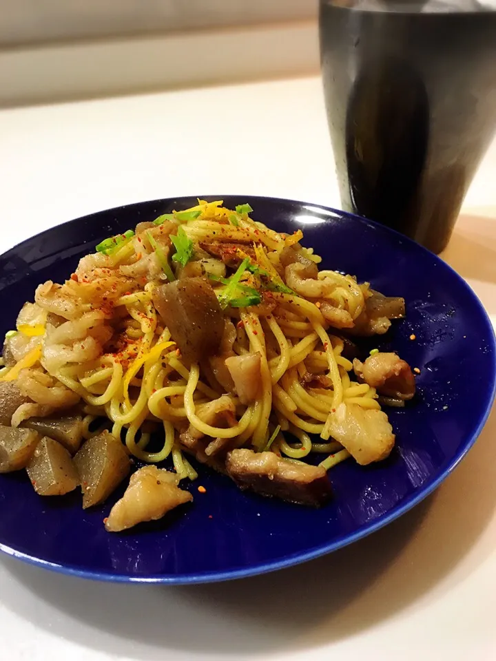 すじコン焼きそば(柚子風味)|良太さん