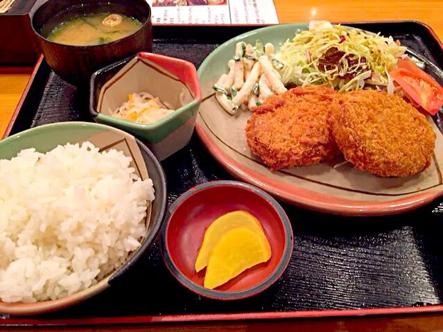 肉じゃかコロッケ定食|原田さん