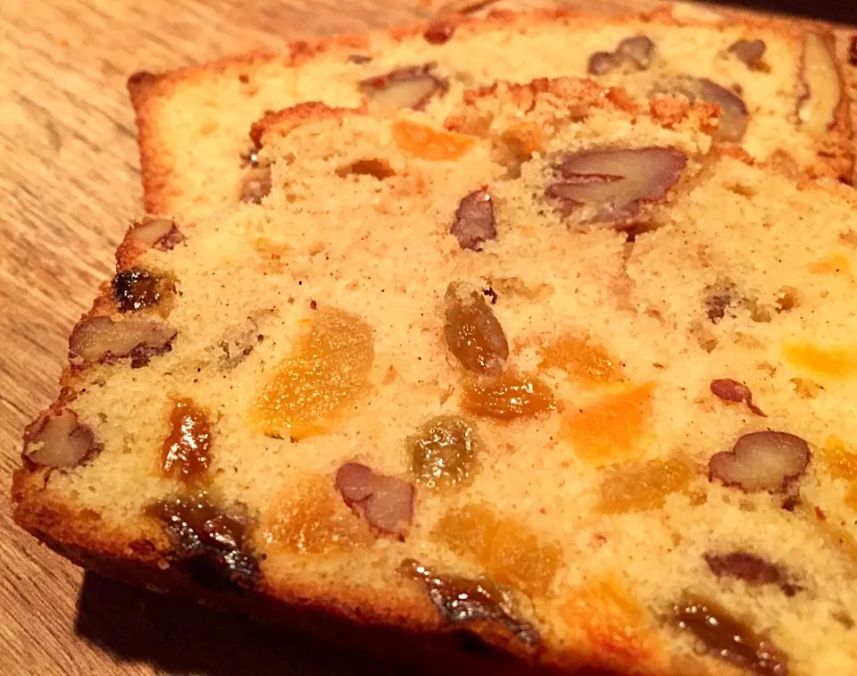 Snapdishの料理写真:Apricot orange pecan bread.|Dean M Rogersさん