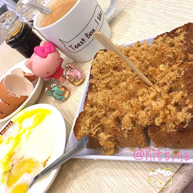 🥚🍞☕️|🎀Kittyna🌸さん