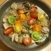 Snapdishの料理写真:白身魚とあさりのアクアパッツァ|bestincaffe@weekend kitchenさん