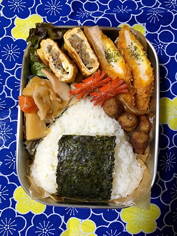 Snapdishの料理写真:ジャンボおにぎり弁当|にゃおさん