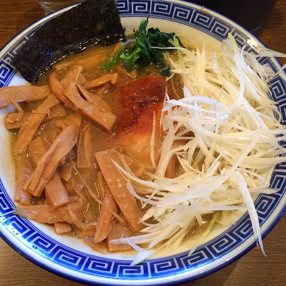 Snapdishの料理写真:とんこつしょうゆラーメン♡2017/02/21|ちび太さん